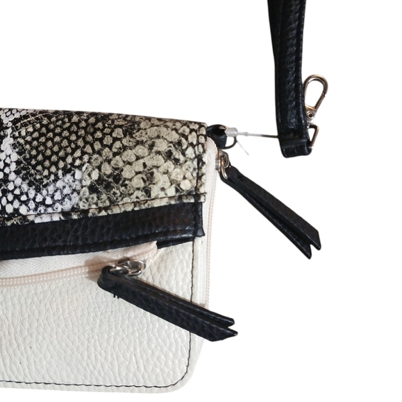 NEW Jessica Simpson Purple and Snakeskin Leather Wallets Wristlets - Picture 12 of 13